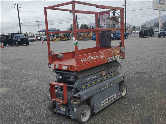2015 Skyjack SJIII3219 Scissor Lift