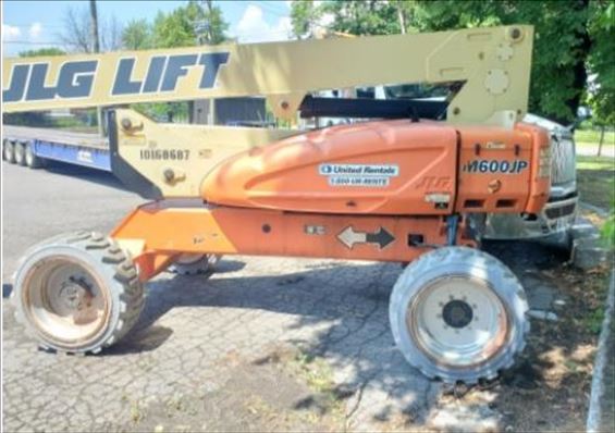 2013 JLG M600JP