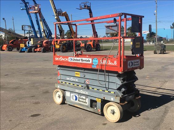 2014 Skyjack SJIII3226 Scissor Lift