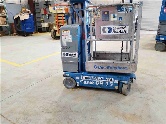 2013 Genie GR-15 Scissor Lift