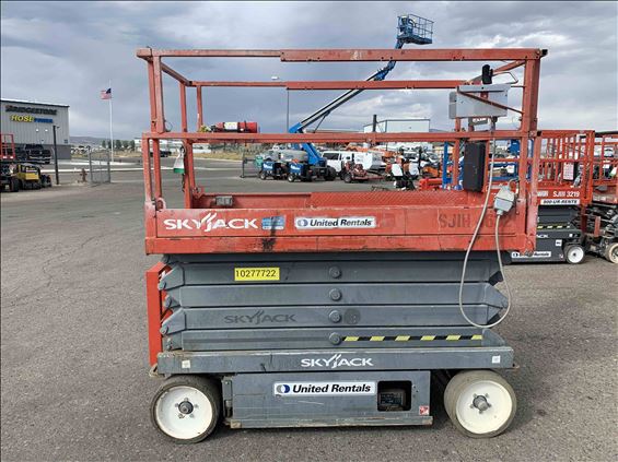 2014 Skyjack SJIII4632 Scissor Lift