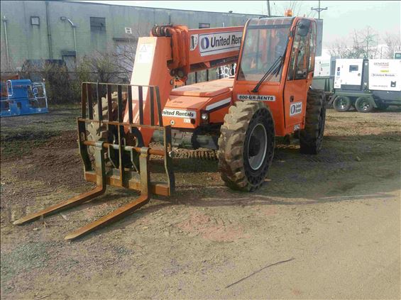 2015 SKYTRAK 8042 Rough Terrain Forklift