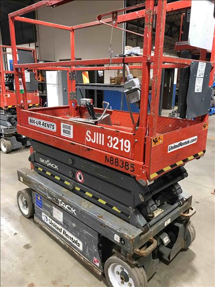 2014 Skyjack SJIII3219 Scissor Lift