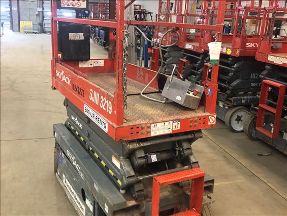 2014 Skyjack SJIII3219 Scissor Lift