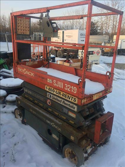 2012 Skyjack SJIII3219 Scissor Lift