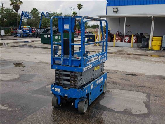 2014 Genie GS-1930 Scissor Lift