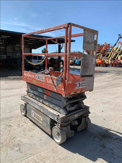 2014 Skyjack SJIII3219 Scissor Lift