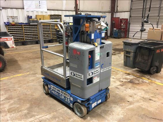 2013 Genie GR-15 Scissor Lift