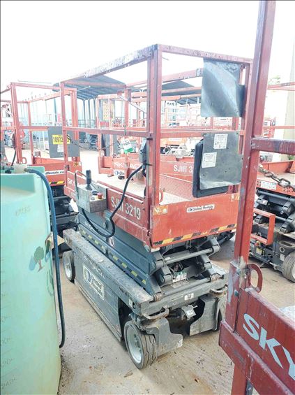 2015 Skyjack SJIII3219 Scissor Lift