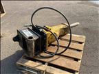 2017 Atlas Copco SB 452 Attachment