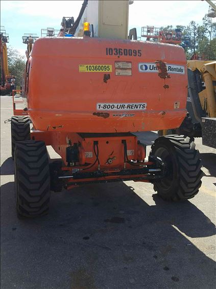 2015 JLG 860SJ Boom Lift