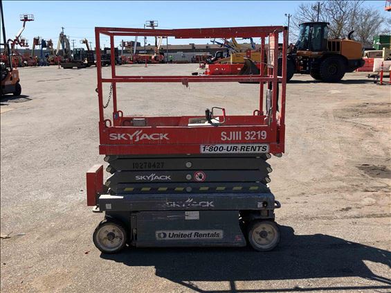 2014 Skyjack SJIII3219 Scissor Lift