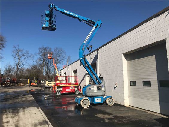 2011 Genie Z-40/23N RJ Boom Lift
