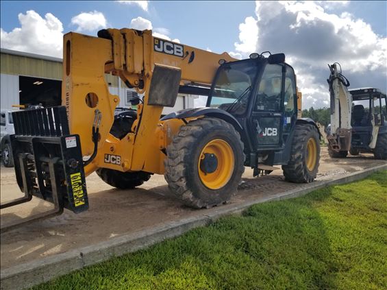 2015 JCB 510-56 S Rough Terrain Forklift