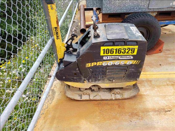 2017 BOMAG BPR60/65DE Plate Compactor