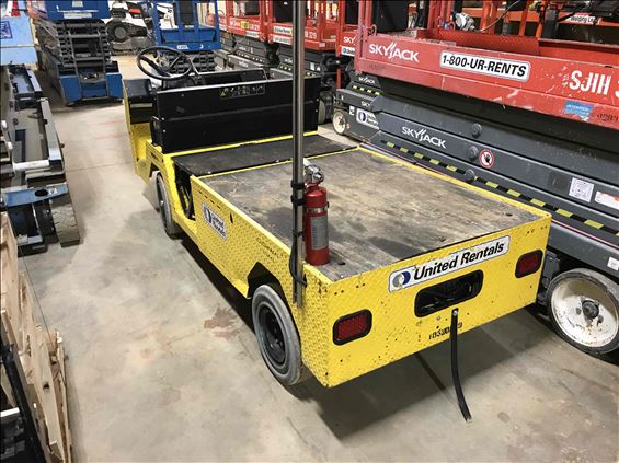 2016 E-Z-GO TITAN XDU 4P Utility Vehicle