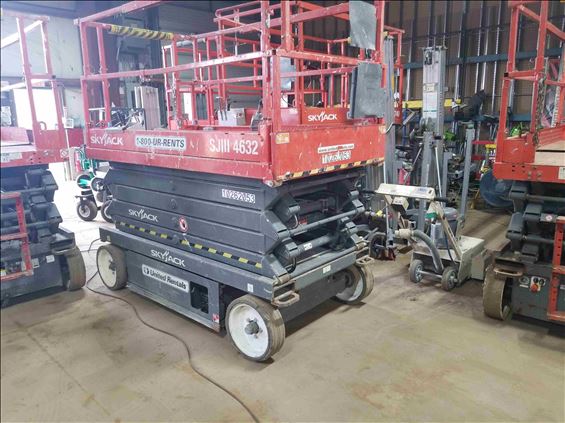 2014 Skyjack SJIII4632 Scissor Lift