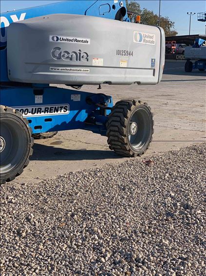 2013 Genie S-60X Boom Lift