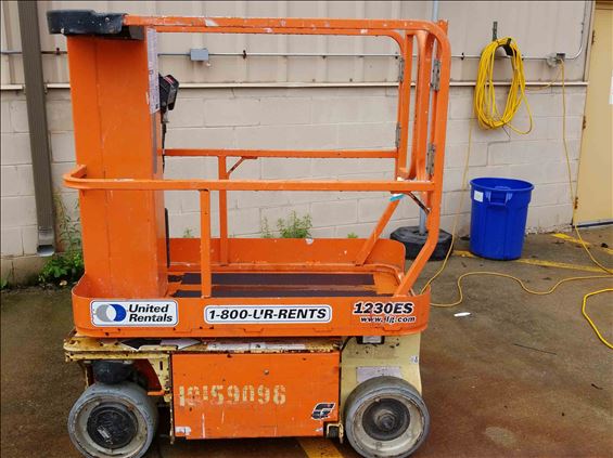 2013 JLG 1230ES Scissor Lift