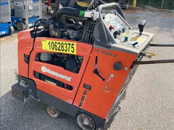 2017 Husqvarna FS5000D T4 26" Street Saw/Blade