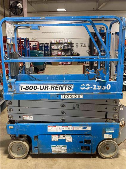 2014 Genie GS-1930 Scissor Lift