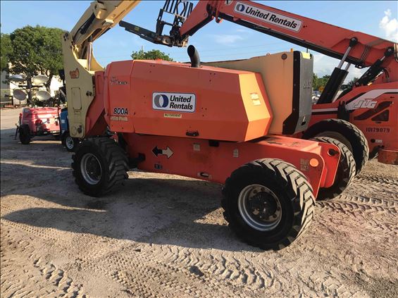 2012 JLG 800A Boom Lift