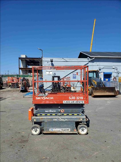 2015 Skyjack SJIII3219 Scissor Lift
