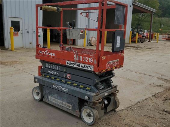 2014 Skyjack SJIII3219 Scissor Lift