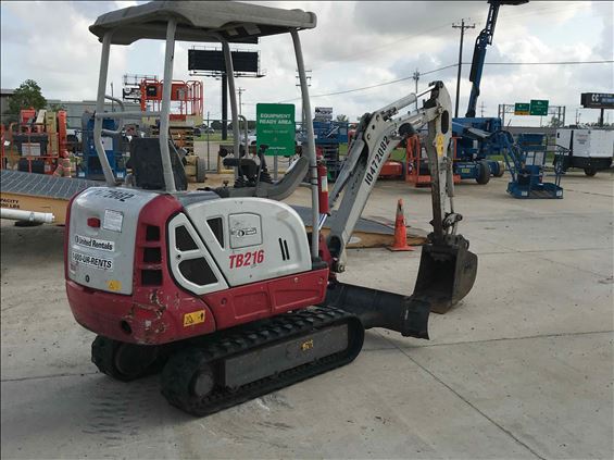 2016 Takeuchi TB216 Mini-Excavator