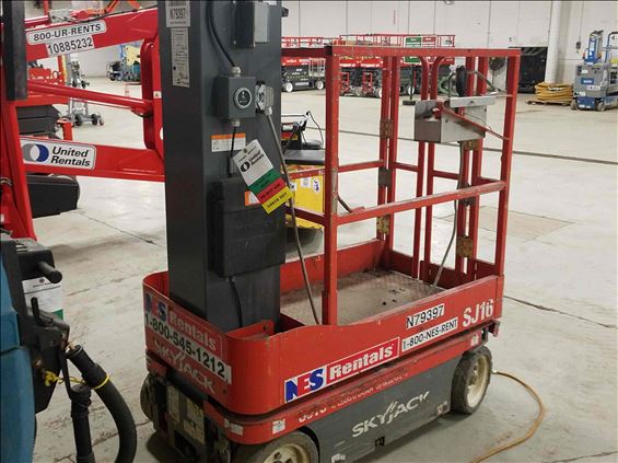 2013 Skyjack SJ16 Scissor Lift
