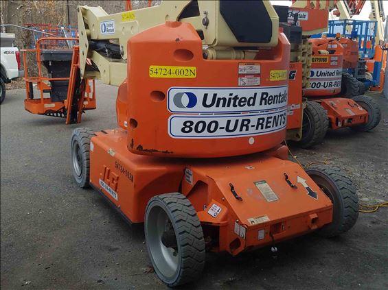 2011 JLG E400AJPN Boom Lift