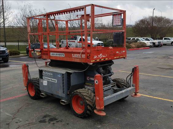 2013 Skyjack SJ6832RT Scissor Lift