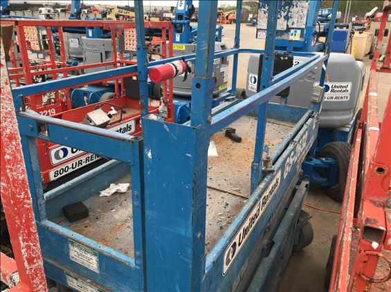 2014 Genie GS-2632 Scissor Lift