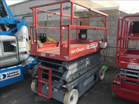 2013 Skyjack SJIII4626 Scissor Lift