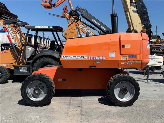 2012 JLG 600S Boom Lift