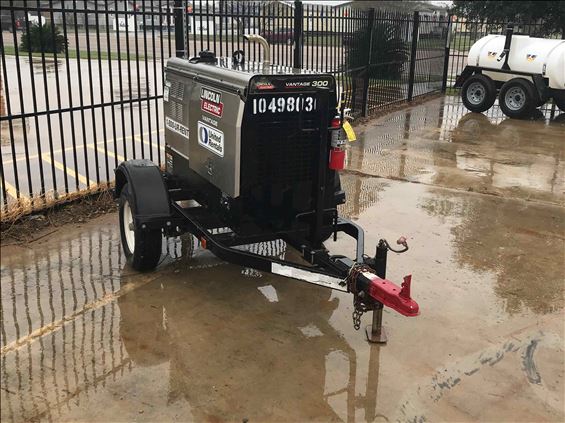 2016 Lincoln Electric Vantage 300 Welder