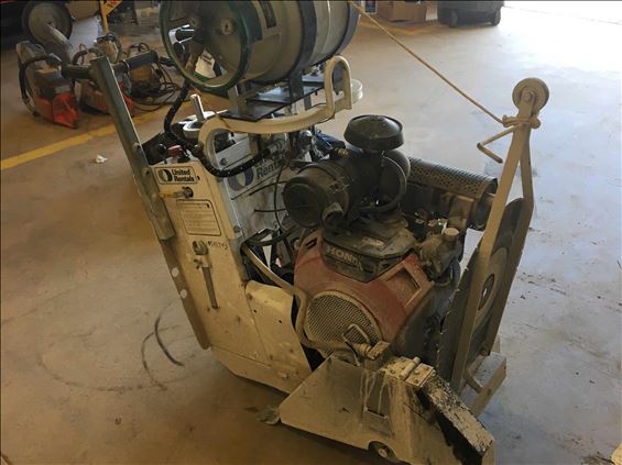 2017 Diamond Products CC1820H Street Saw/Blade