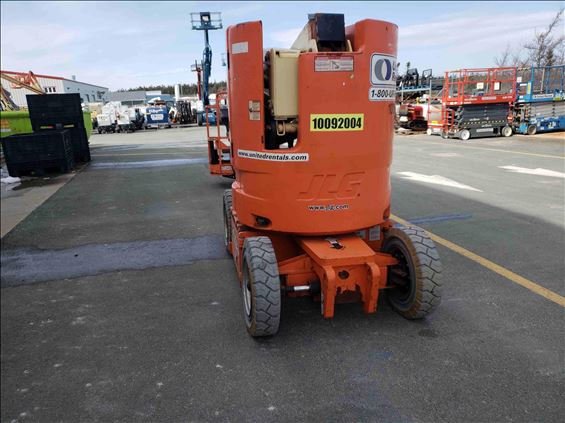 2012 JLG E300AJP Articulating Boom Lift