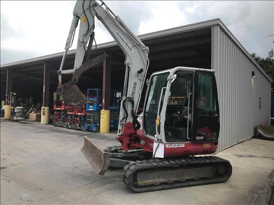 2015 Takeuchi TB260C Mini-Excavator