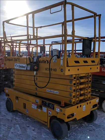 2014 HAULOTTE 3947E Scissor Lift