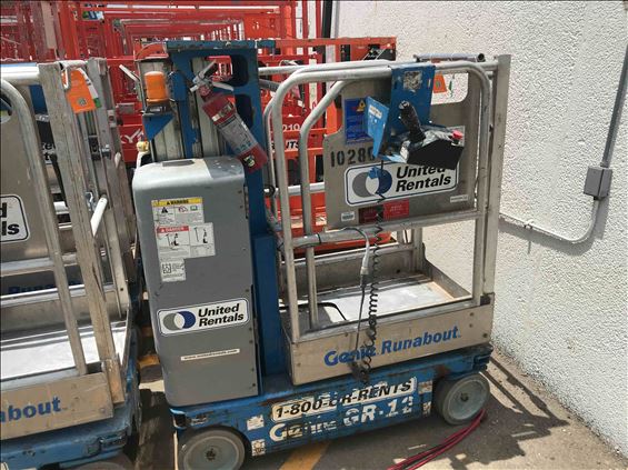 2014 Genie GR-12 Scissor Lift