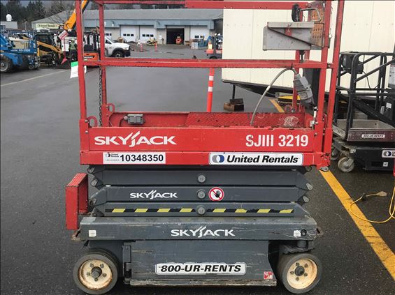 2015 Skyjack SJIII3219 Scissor Lift