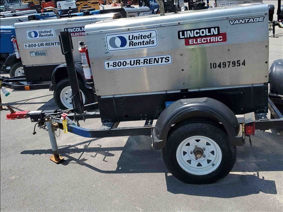 2016 Lincoln Electric Vantage 300 Welder