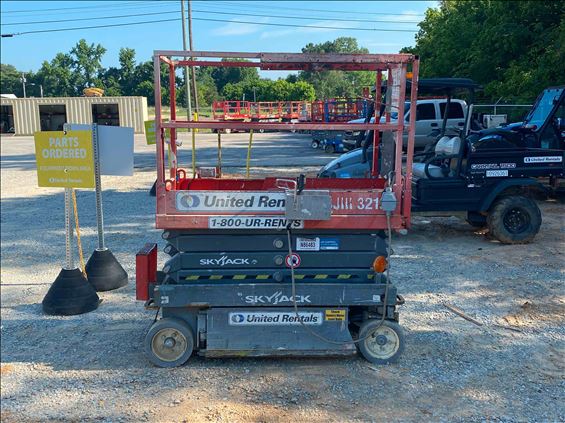 2014 Skyjack SJIII3219 Scissor Lift
