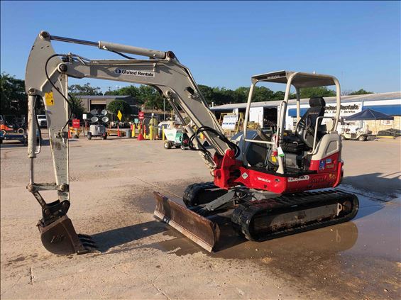 2015 Takeuchi TB260 Mini-Excavator