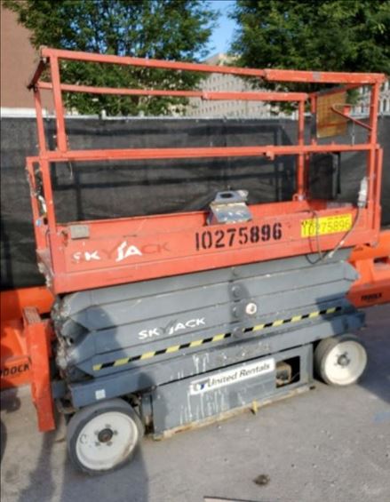 2014 Skyjack SJIII3226 Scissor Lift