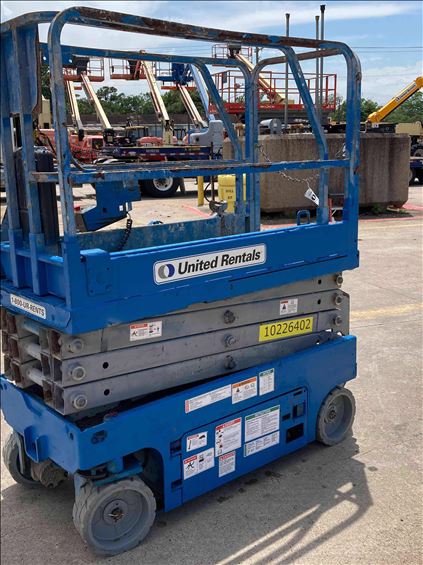 2014 Genie GS-1930 Scissor Lift