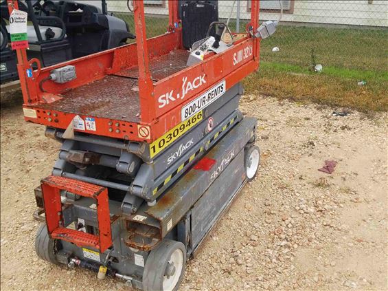 2014 Skyjack SJIII3219 Scissor Lift