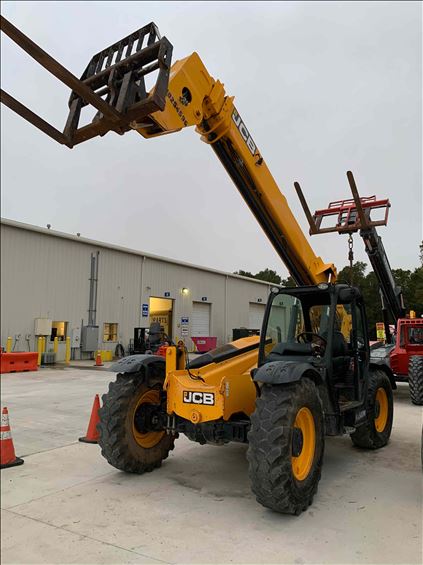 2014 JCB 507-42 Rough Terrain Forklift