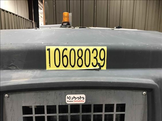 2017 Nilfisk Advance SC8000